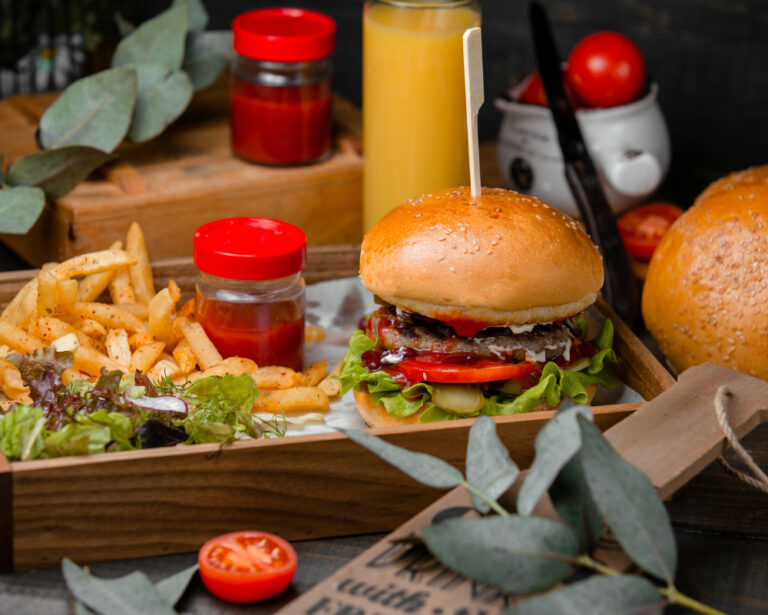 Speedy’s Burgers Menu – Main Courses, Sides & Beverages